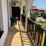 Stylish Sv Vlas елегантен двустаен св влас 圣弗拉斯