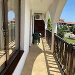 Stylish Sv Vlas елегантен двустаен св влас
