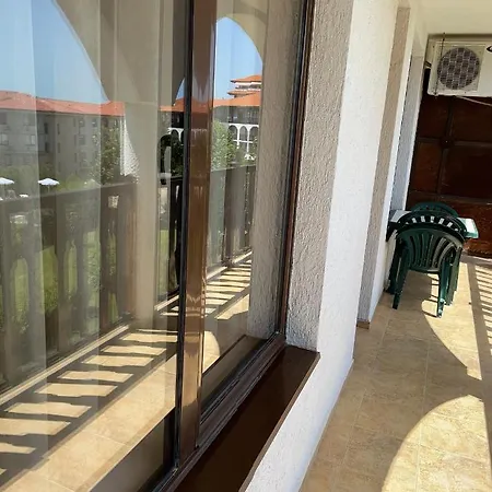 Apartment Stylish Sv Vlas елегантен двустаен св влас